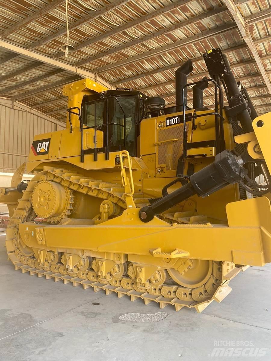 CAT D10T2 Dozers - Tratores rastos