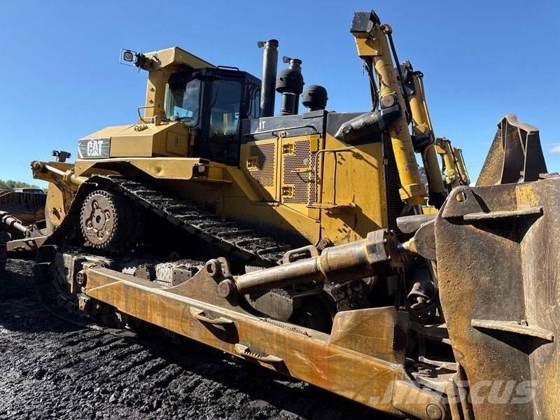 CAT D11T Dozers - Tratores rastos