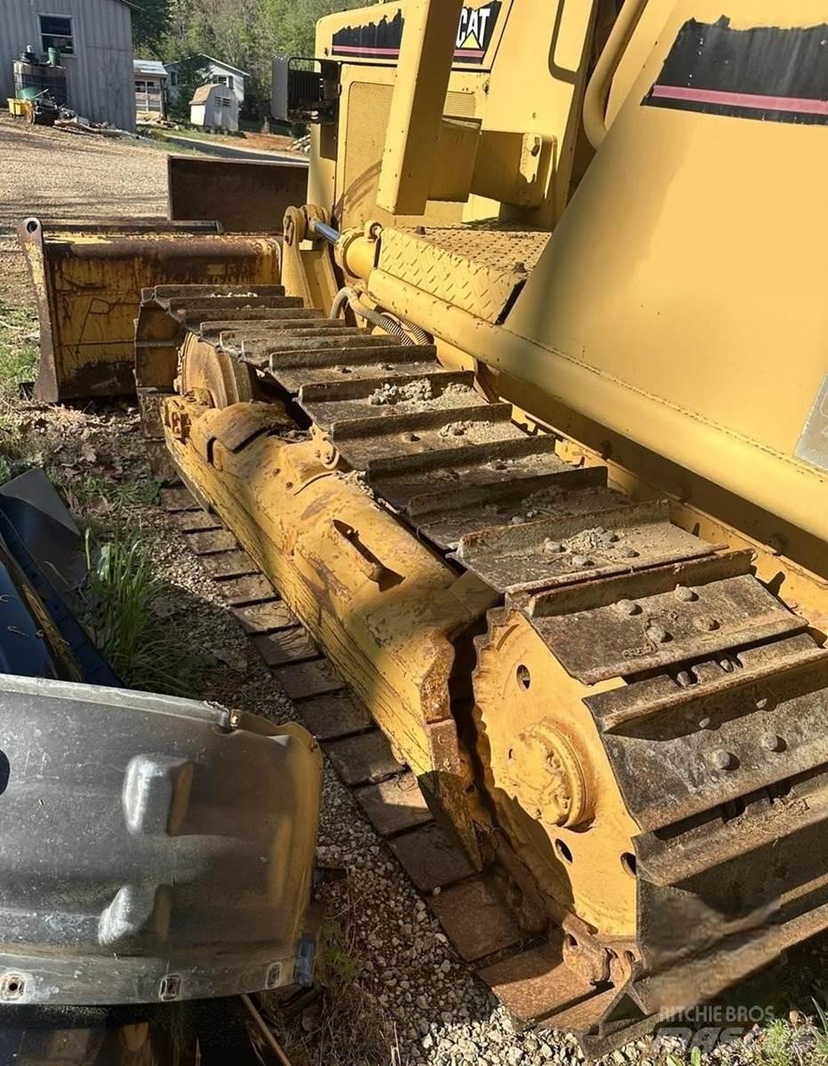 CAT D3B Dozers - Tratores rastos
