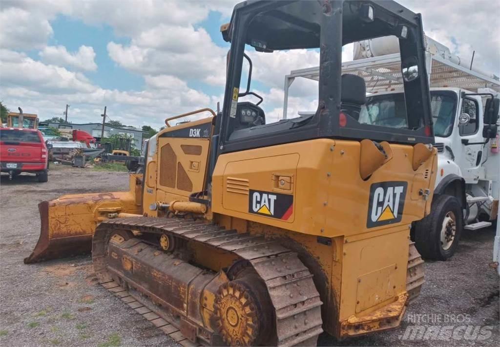 CAT D3K XL Dozers - Tratores rastos