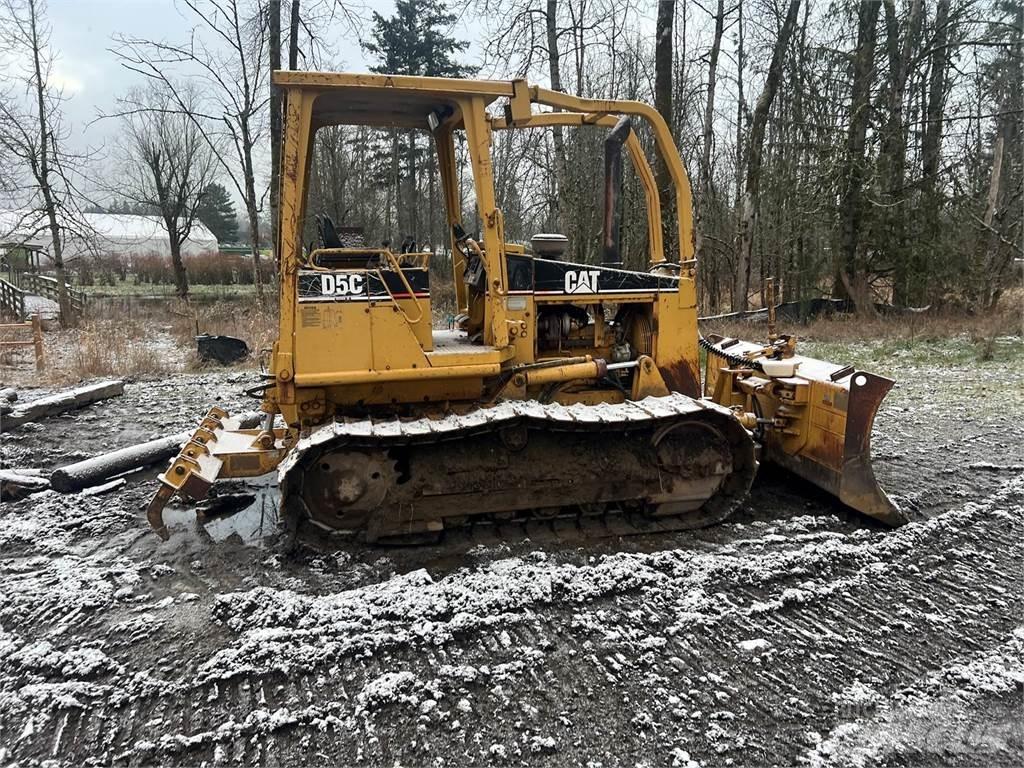 CAT D5C Dozers - Tratores rastos