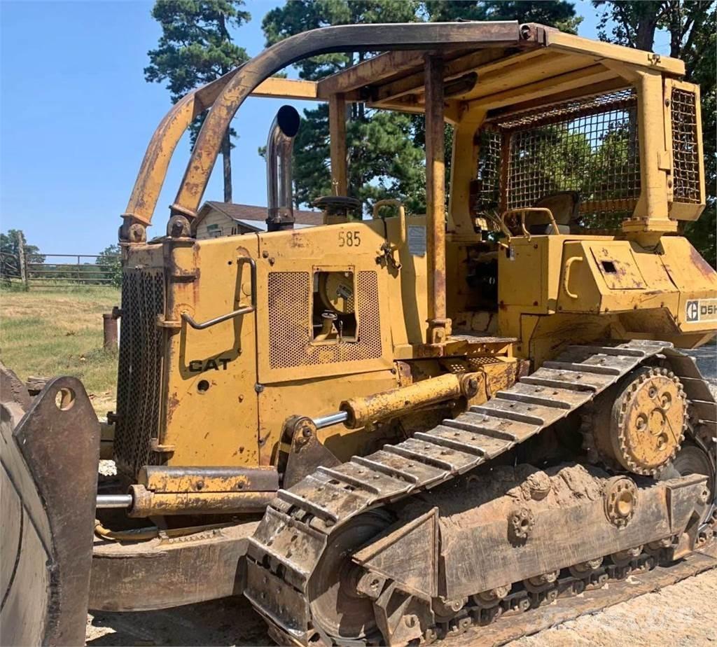CAT D5H Dozers - Tratores rastos