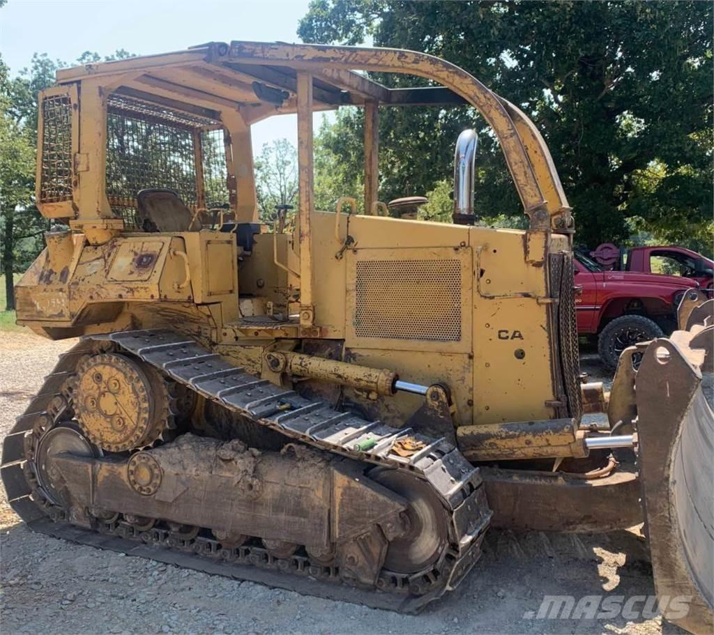 CAT D5H Dozers - Tratores rastos