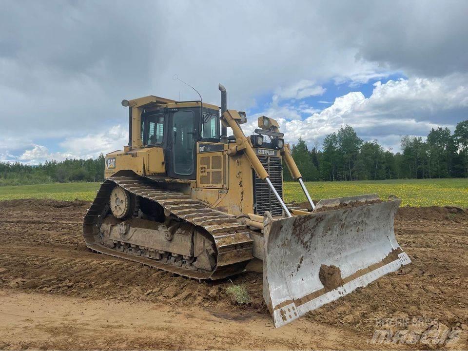 CAT D6T Dozers - Tratores rastos