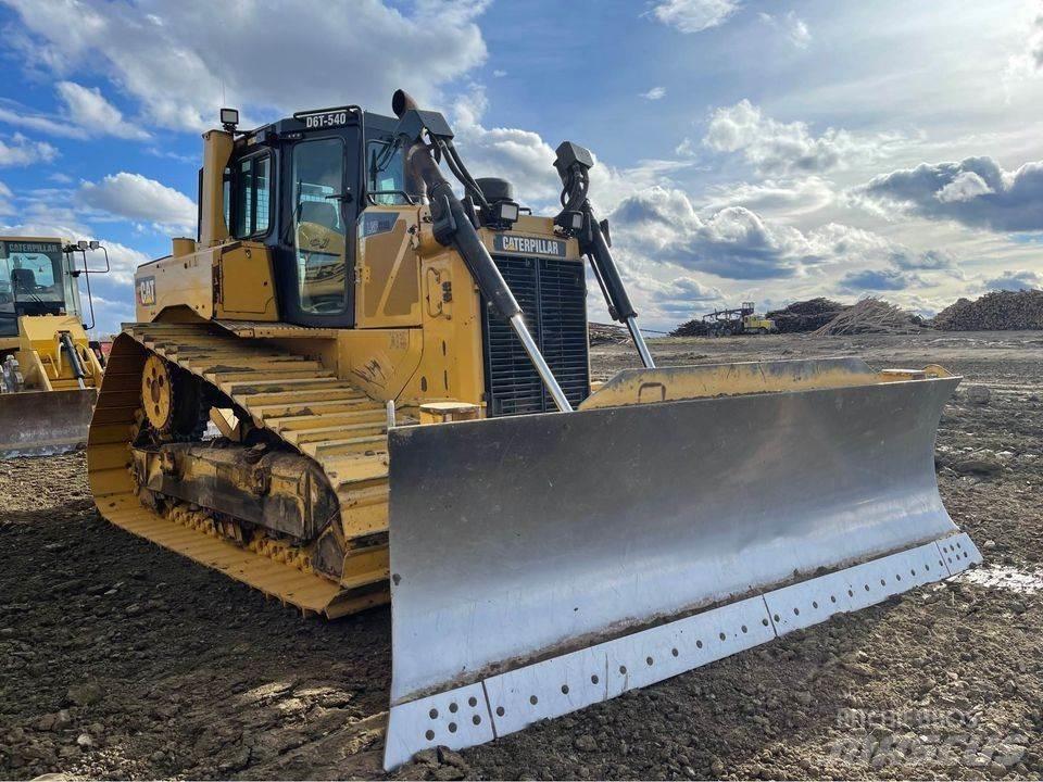 CAT D6T Dozers - Tratores rastos