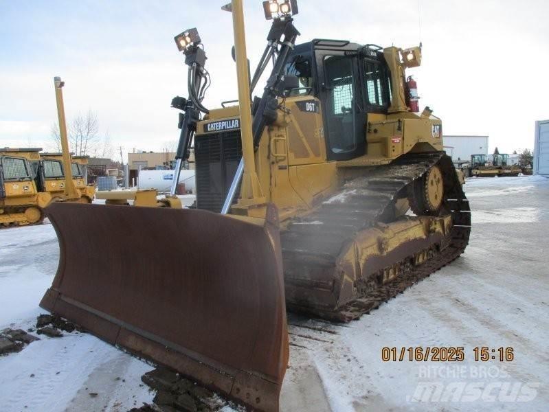 CAT D6T Dozers - Tratores rastos