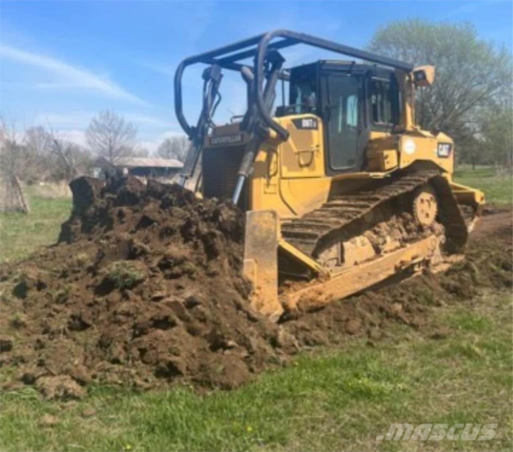 CAT D6T XW Dozers - Tratores rastos
