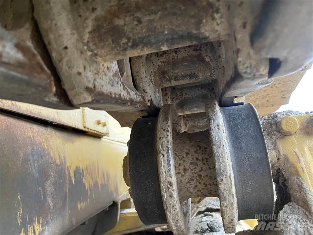CAT D7E Dozers - Tratores rastos