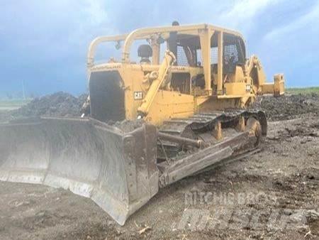 CAT D8H Dozers - Tratores rastos