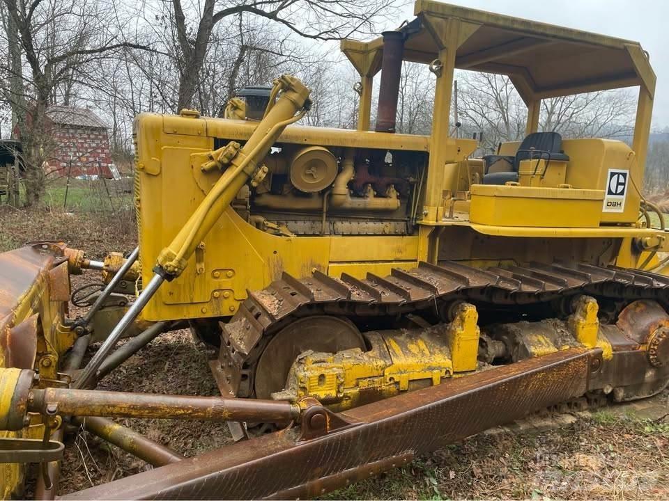 CAT D8H Dozers - Tratores rastos