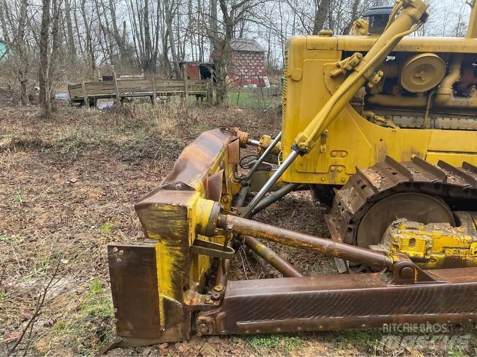 CAT D8H Dozers - Tratores rastos