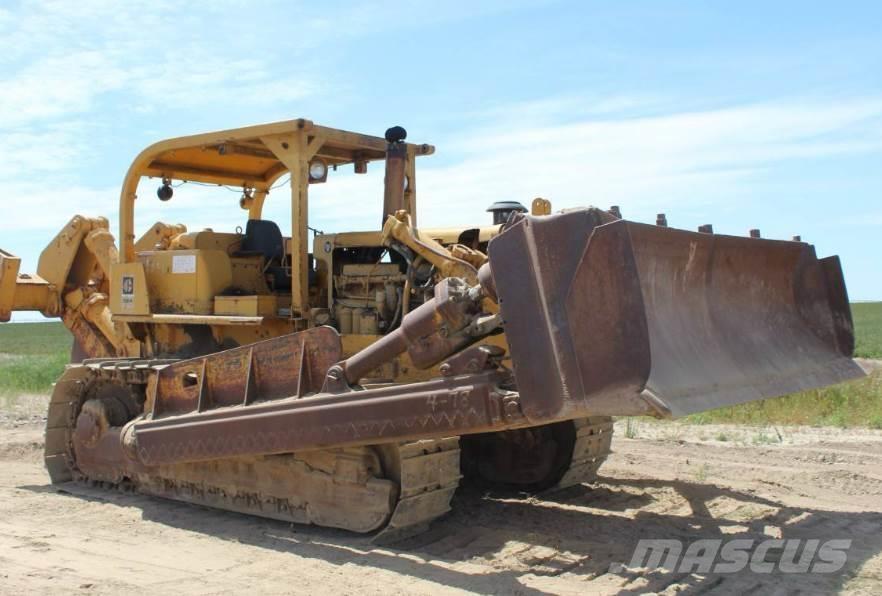 CAT D8H Dozers - Tratores rastos