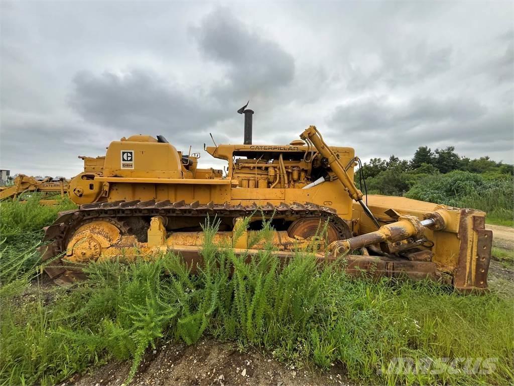 CAT D8H Dozers - Tratores rastos
