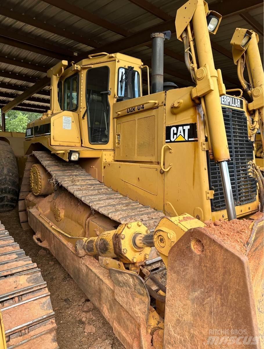CAT D8N Dozers - Tratores rastos