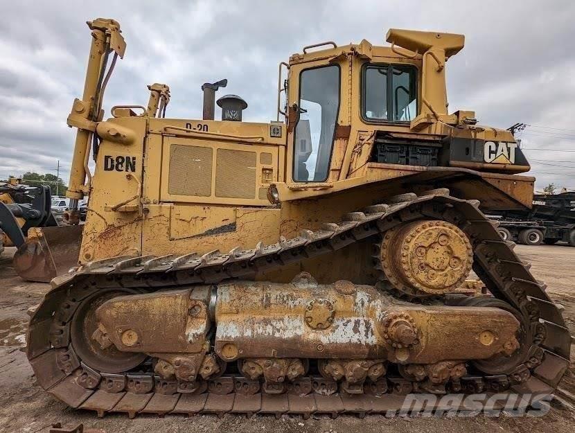 CAT D8N Dozers - Tratores rastos