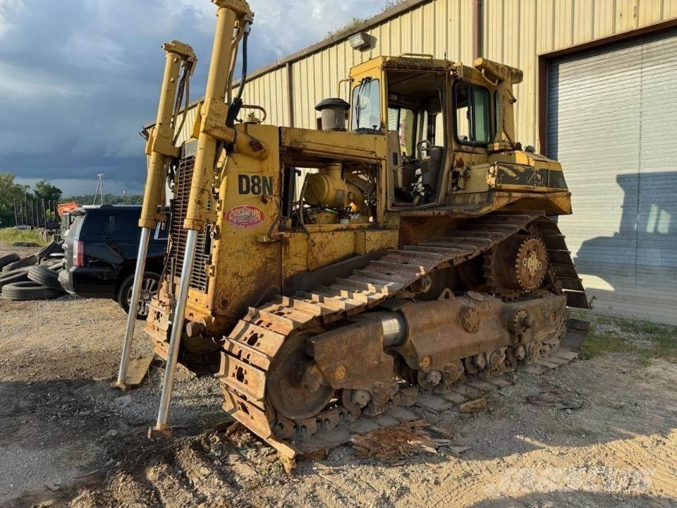CAT D8N Dozers - Tratores rastos