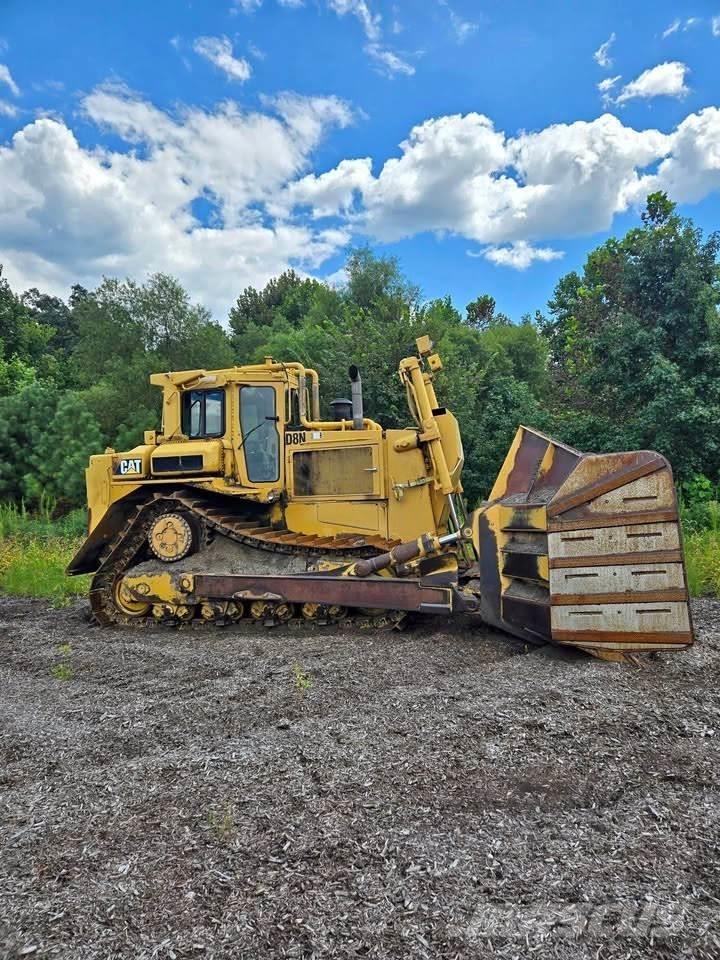CAT D8N Dozers - Tratores rastos