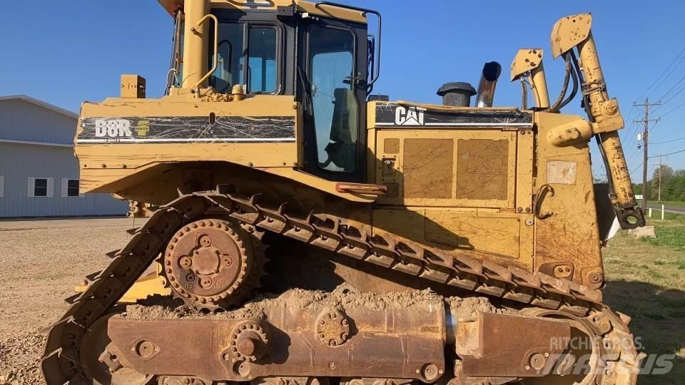CAT D8R Dozers - Tratores rastos
