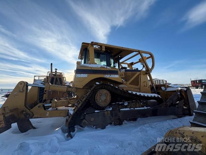 CAT D8T Dozers - Tratores rastos