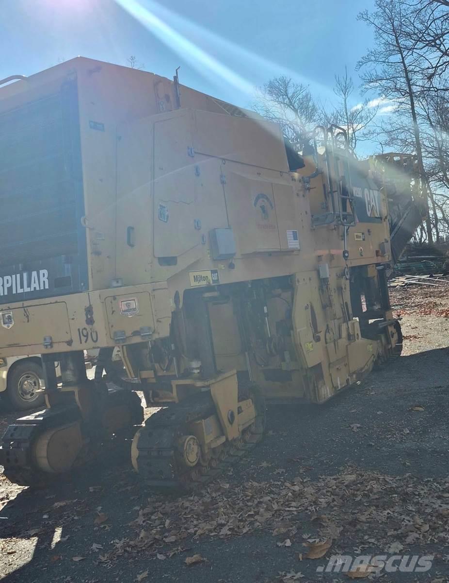 CAT PM200 Moinhos de asfalto a frio