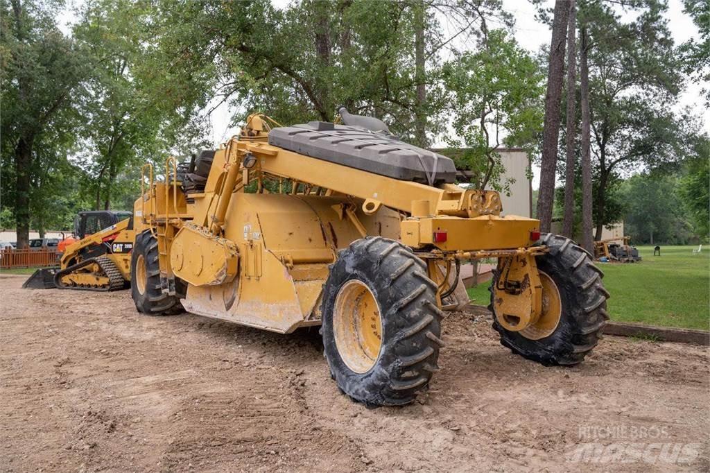 CAT RM300 Compactadores para terra