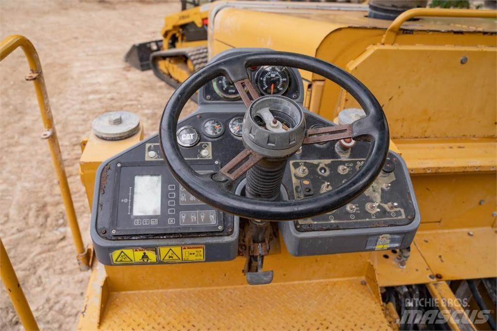 CAT RM300 Compactadores para terra