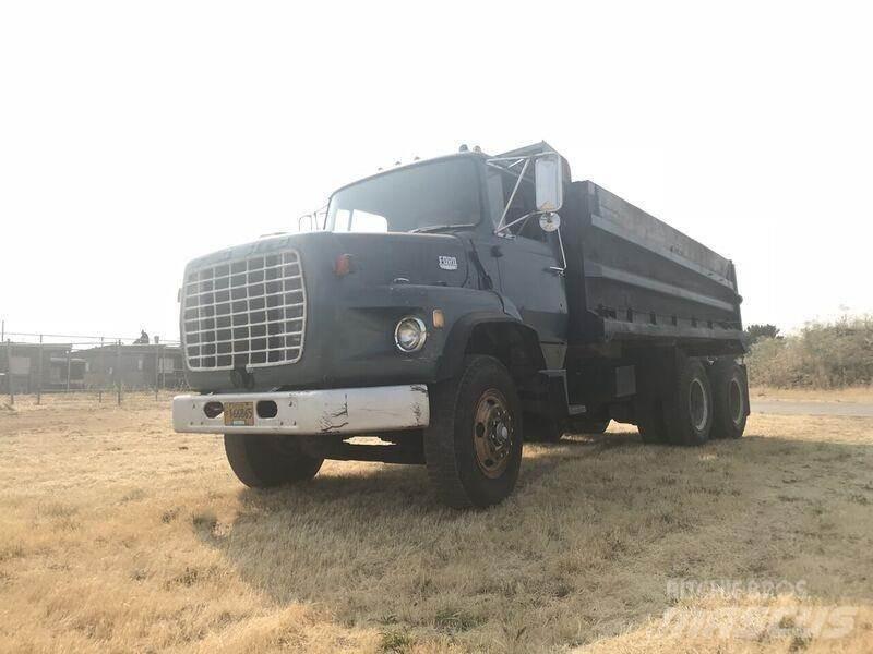 Ford 8000 Camiões basculantes