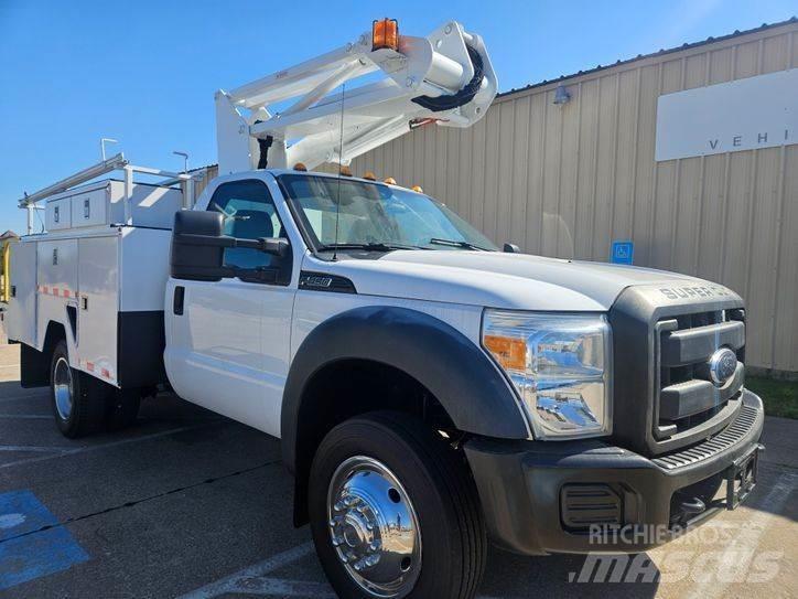 Ford F-450 Plataformas aéreas montadas em camião
