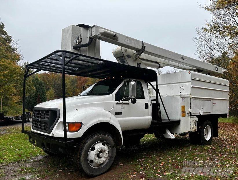 Ford F-750 Plataformas aéreas montadas em camião
