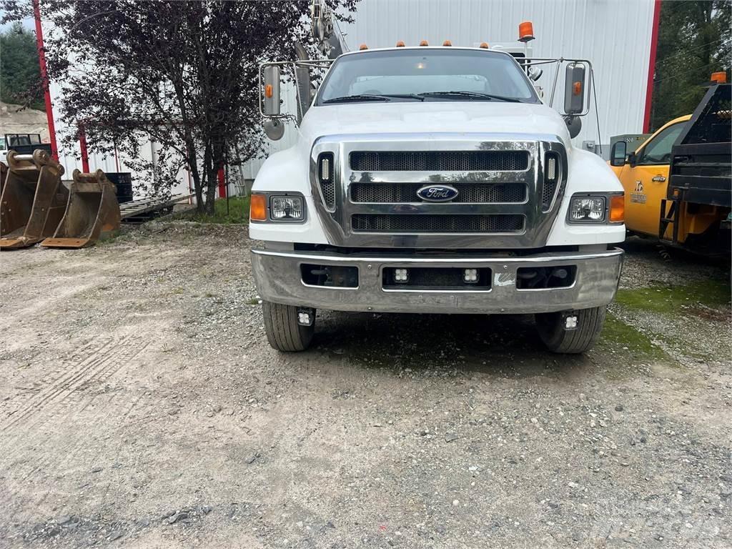 Ford F-750 Camiões Municipais / Uso Geral
