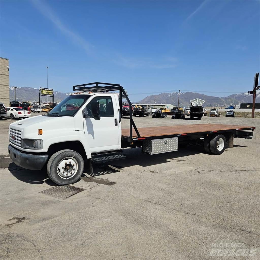 GMC C5500 Camiões estrado/caixa aberta