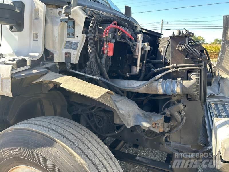 GMC C7500 Plataformas aéreas montadas em camião