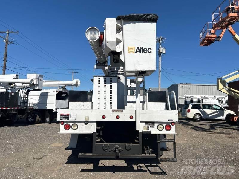 GMC C7500 Plataformas aéreas montadas em camião