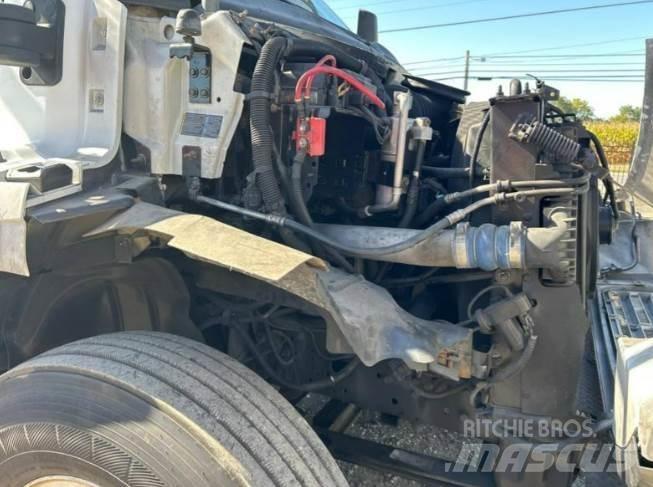 GMC C7500 Plataformas aéreas montadas em camião