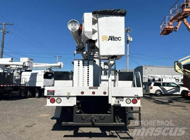 GMC C7500 Plataformas aéreas montadas em camião