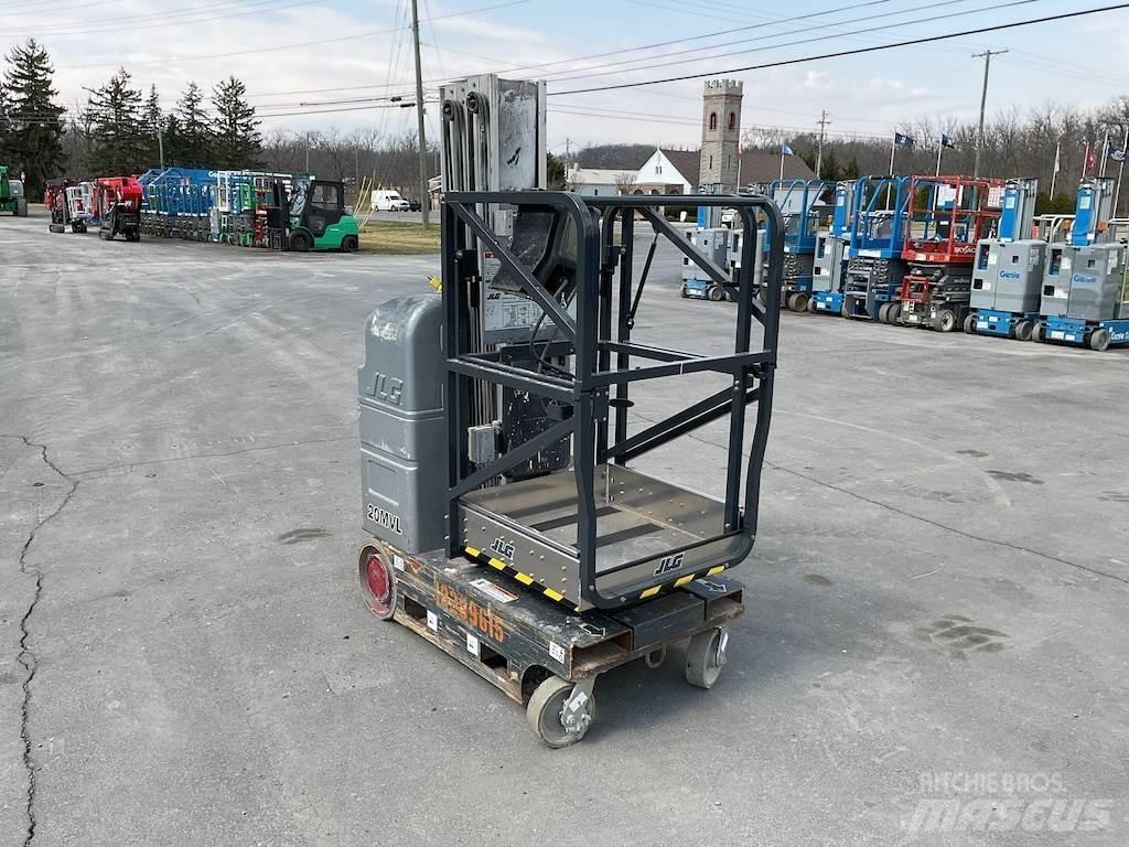 JLG 20MVL Plataformas de Mastro Vertical