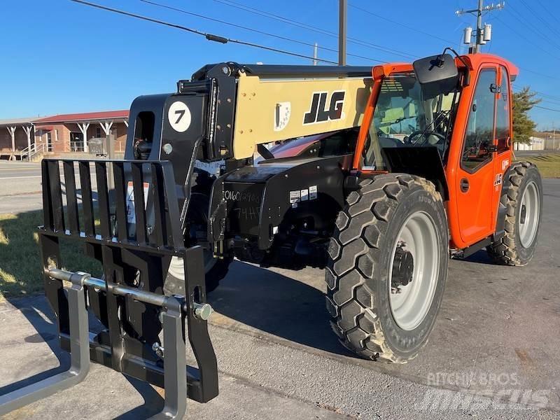 JLG 742 Manipulador telescópico