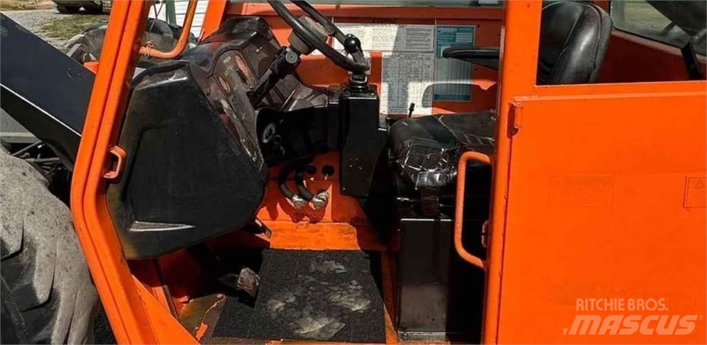 JLG G6-42A Manipulador telescópico
