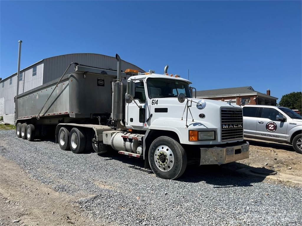 Mack CL733 Outros Camiões
