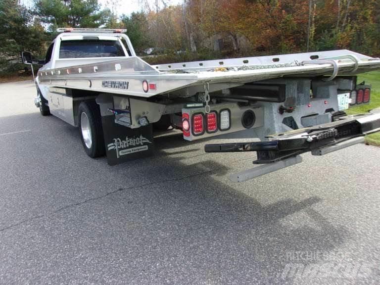 RAM 5500 Camiões Ampliroll