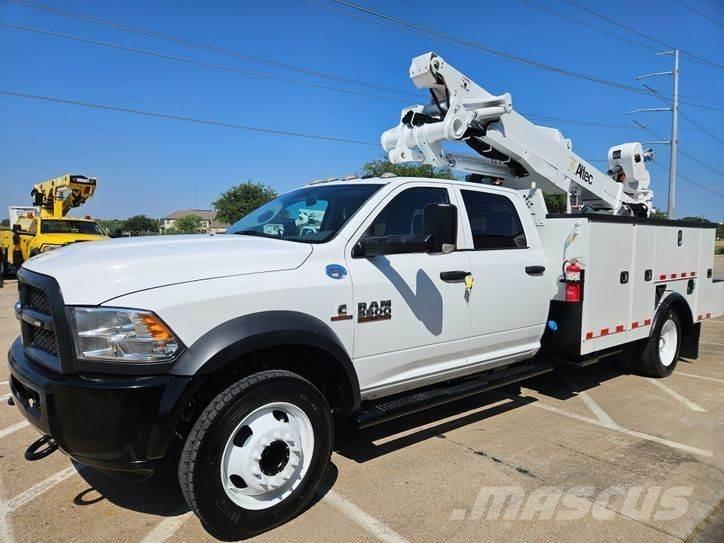 RAM 5500 Plataformas aéreas montadas em camião