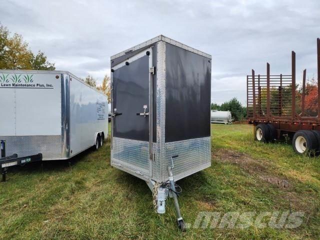  Stealth Reboques de caixa fechada