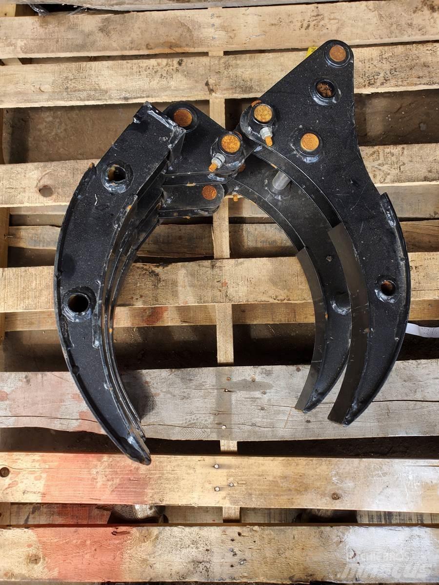  Unmarked Garras