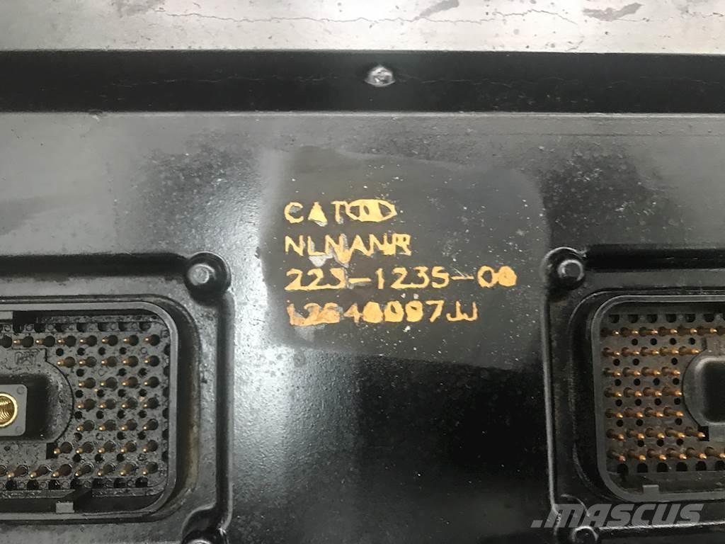  Unmarked Electrónica