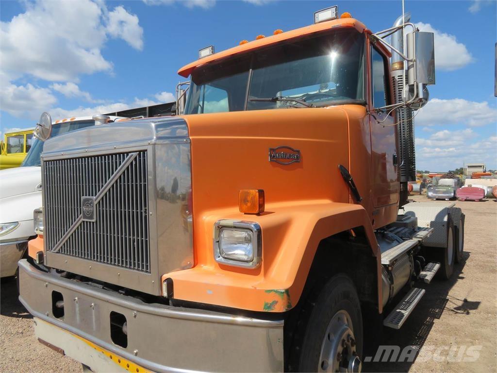 Volvo ACL Camiões de chassis e cabine