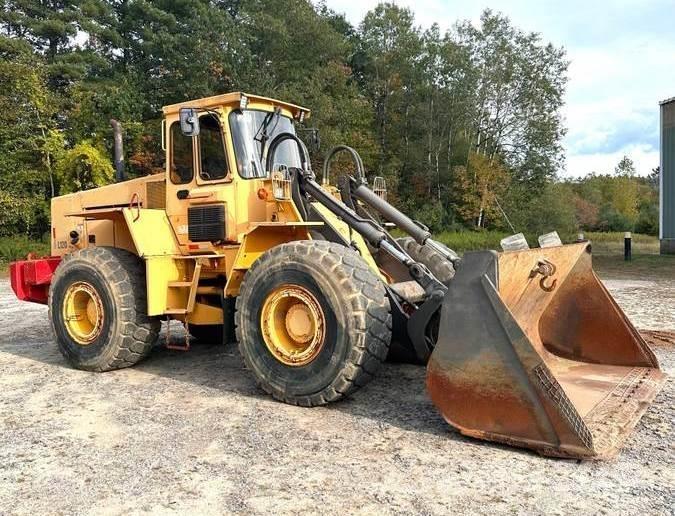 Volvo L120 Carregadeiras de rodas