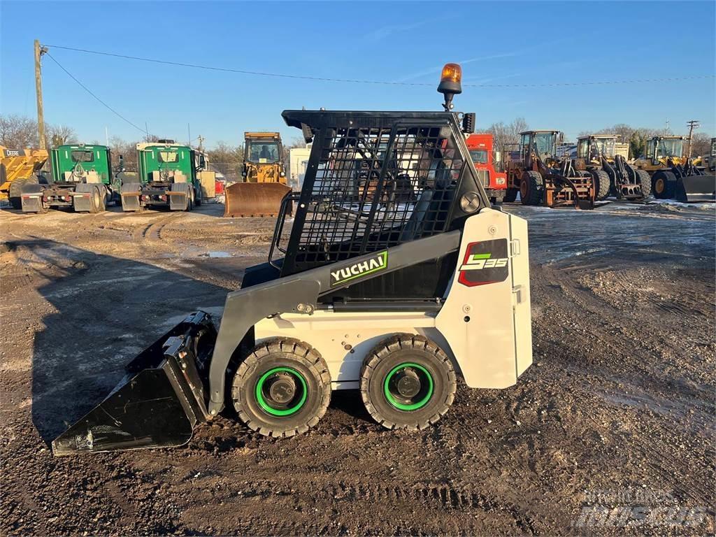 Yuchai S35 Minicarregadeiras