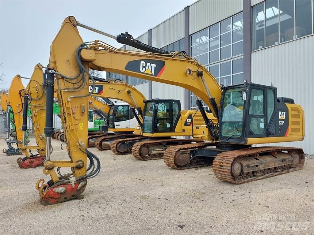 CAT 323F Escavadeiras de esteiras