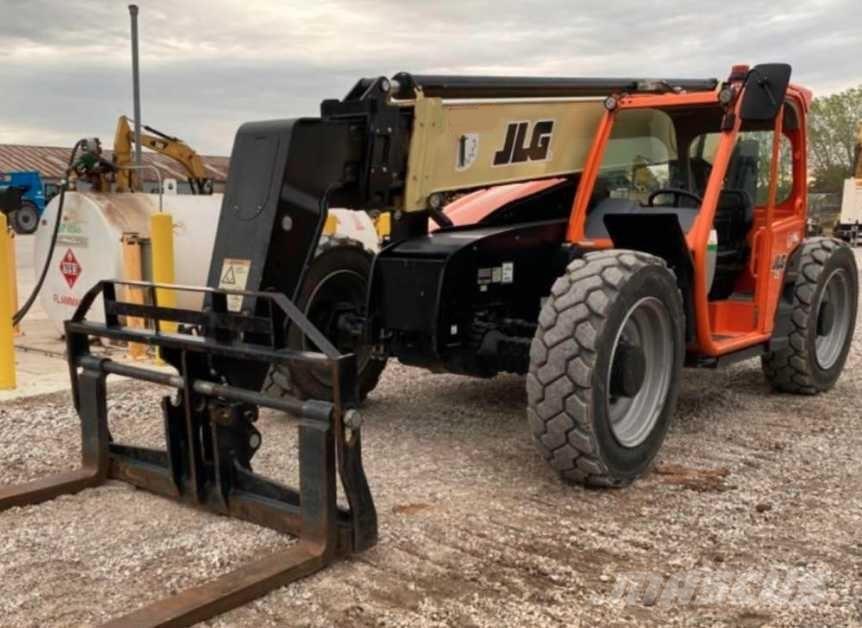 JLG 943 Manipulador telescópico