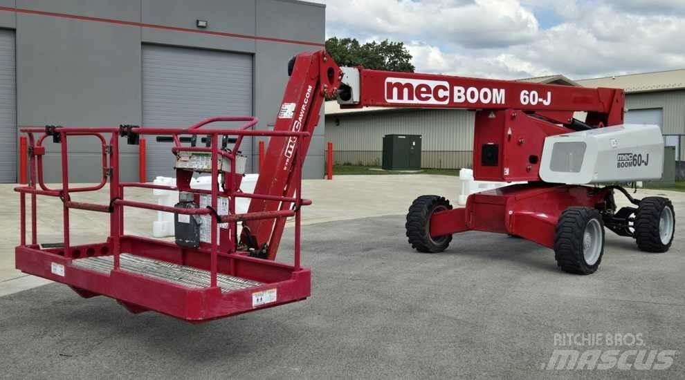 MEC 60J Elevadores braços articulados